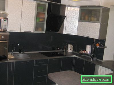 Fasade za kuhinjo v aluminijastih okvirjih: pluse, pregledi, primeri fotografij