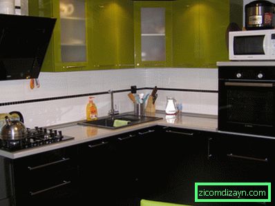 Kuhinja v visokotehnoloških slogih (fotografija)
